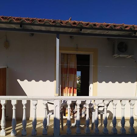 Apartment By Central Tsilivi Beach Exterior foto